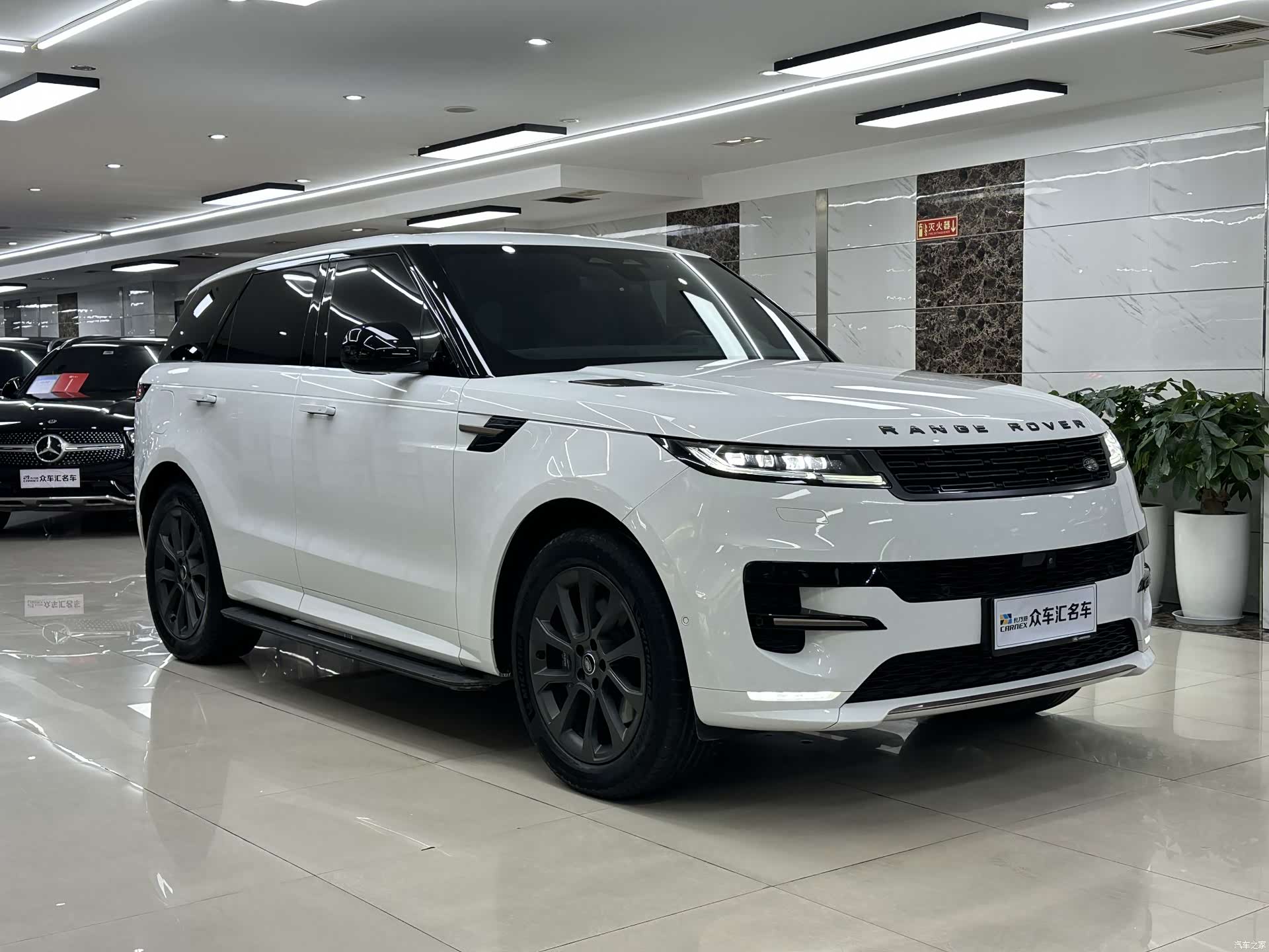 Land Rover Range Rover, 2024 3