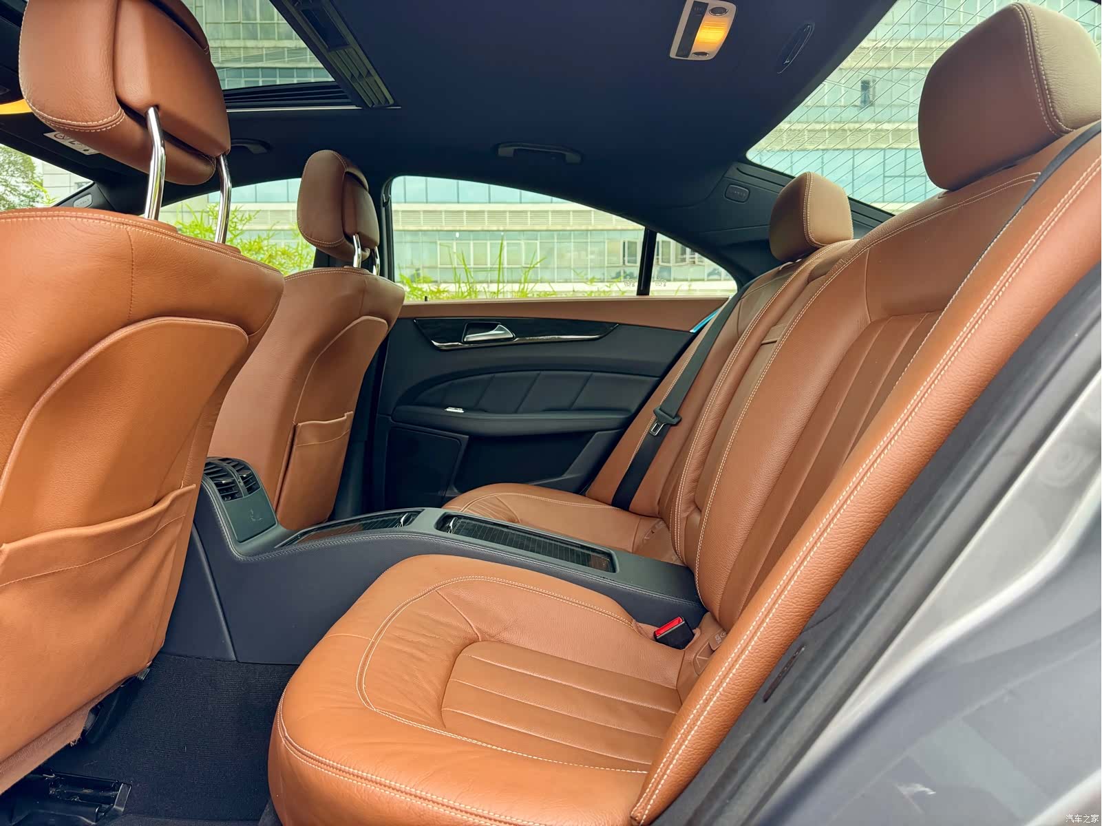 Mercedes-Benz CLS, 2016 8
