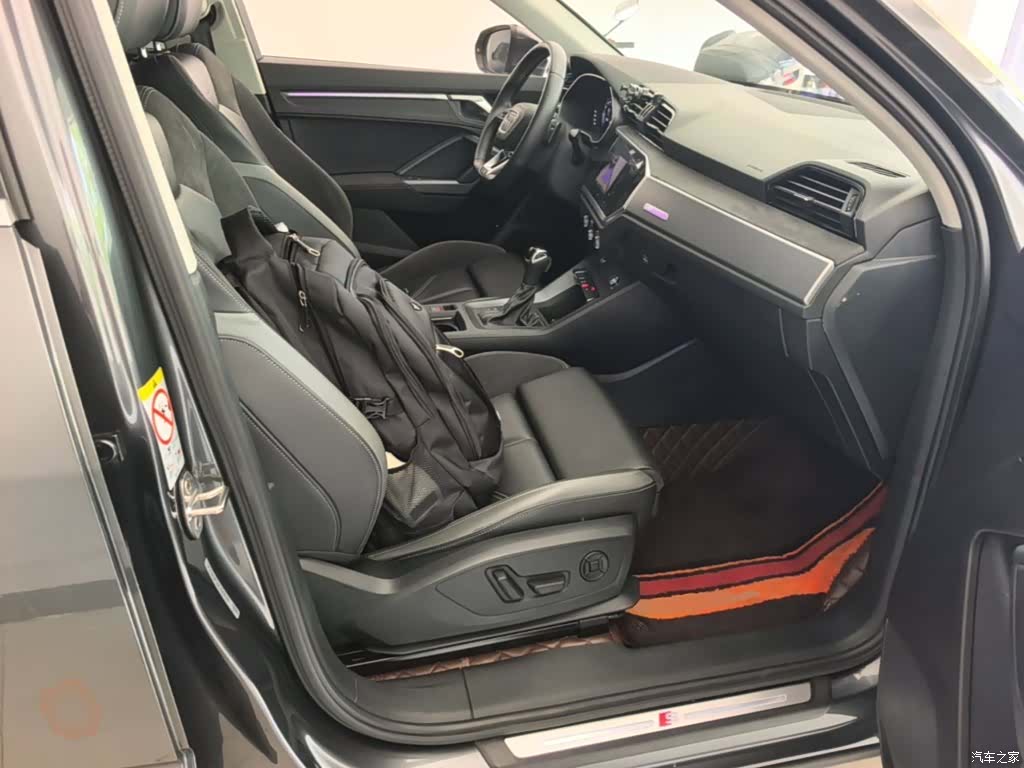 Audi Q3, 2021 25