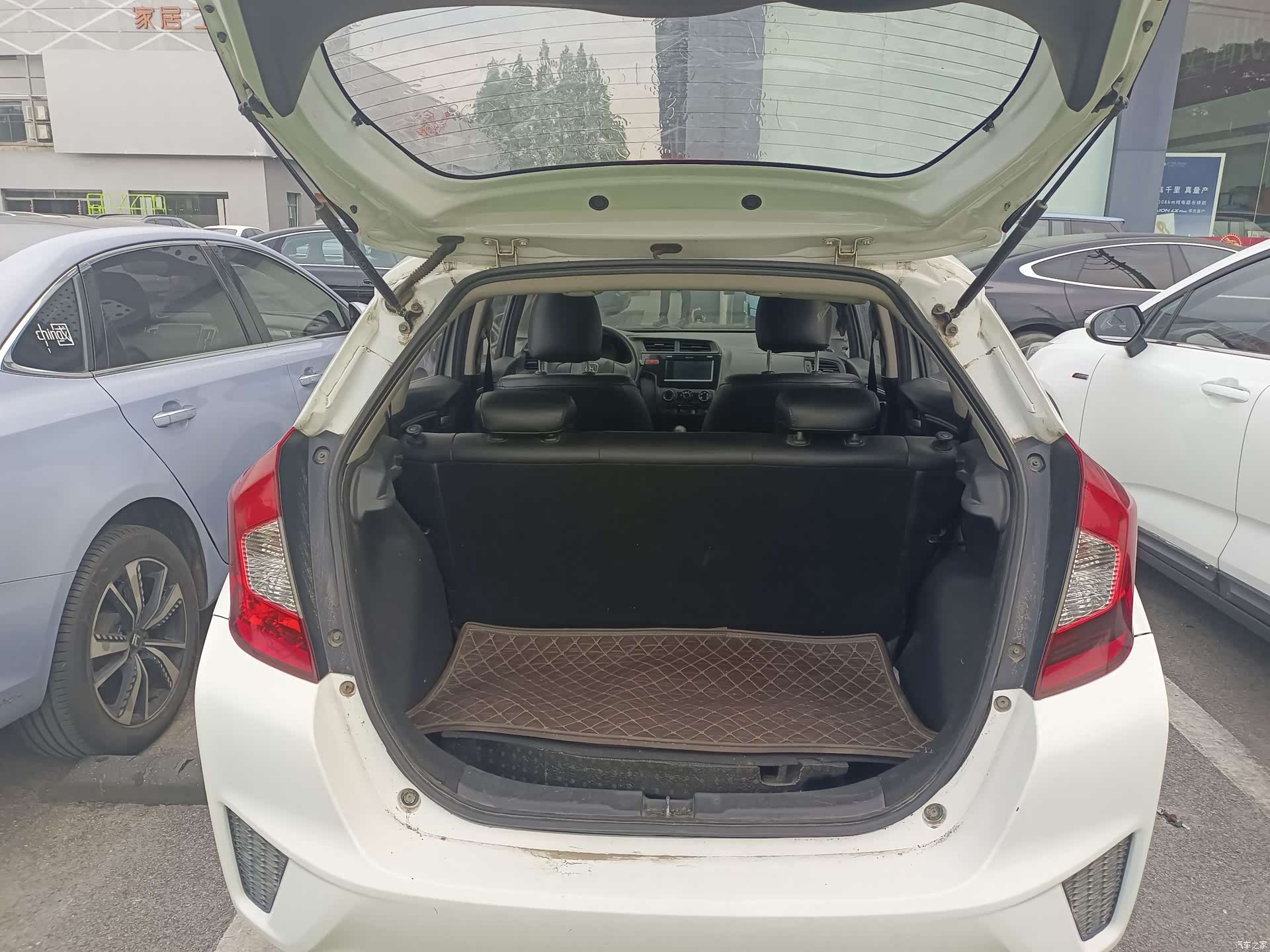 Honda Fit, 2017 6