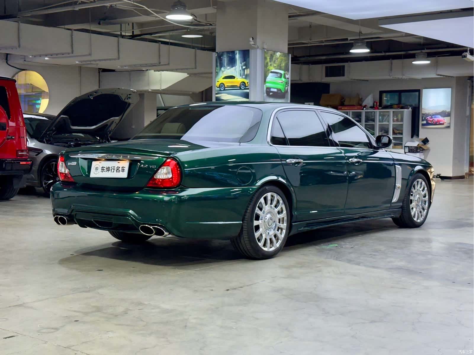 Jaguar XJ, 2006 4