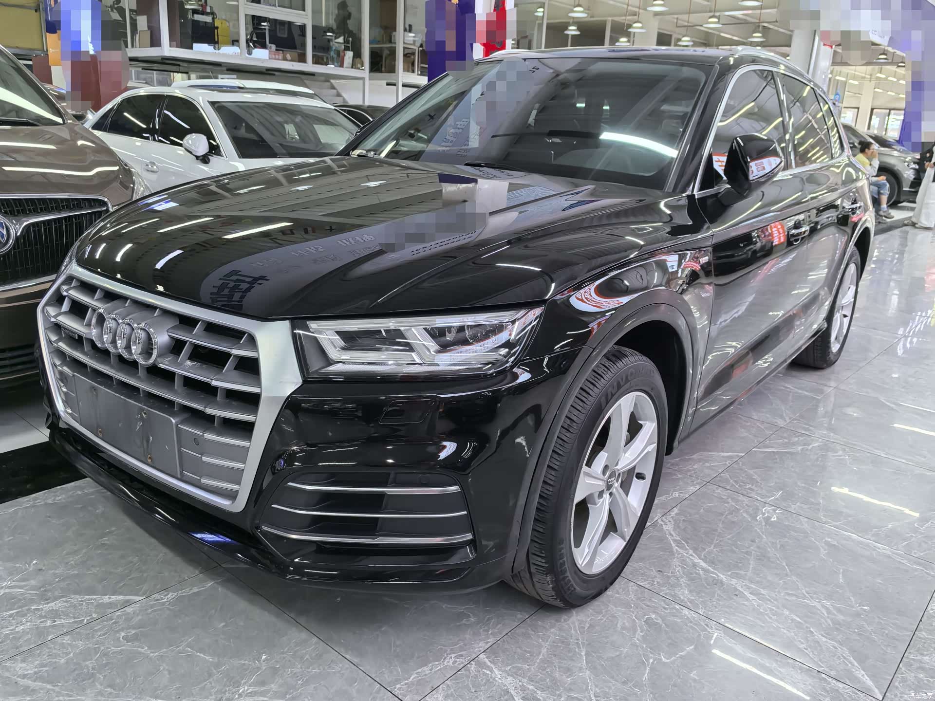 Audi Q5L, 2019 1