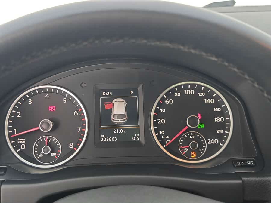 Volkswagen Tiguan 2015, фото 25