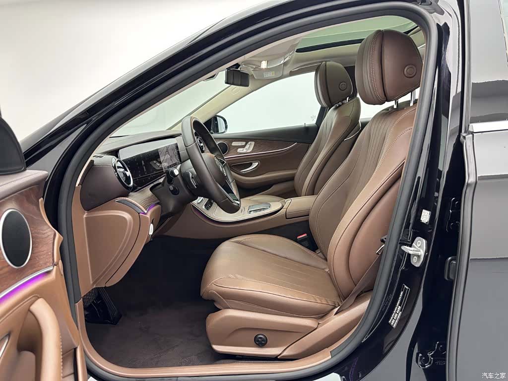 Mercedes-Benz E-Class, 2022 19