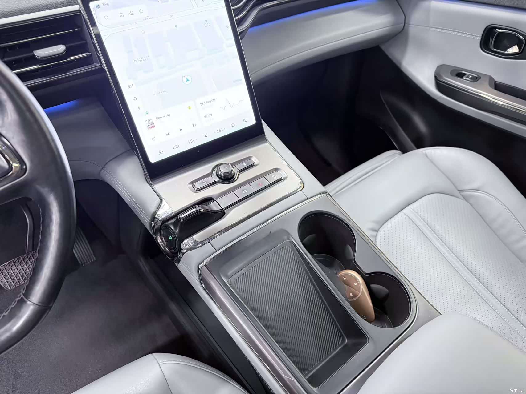 NIO ES6, 2024 16