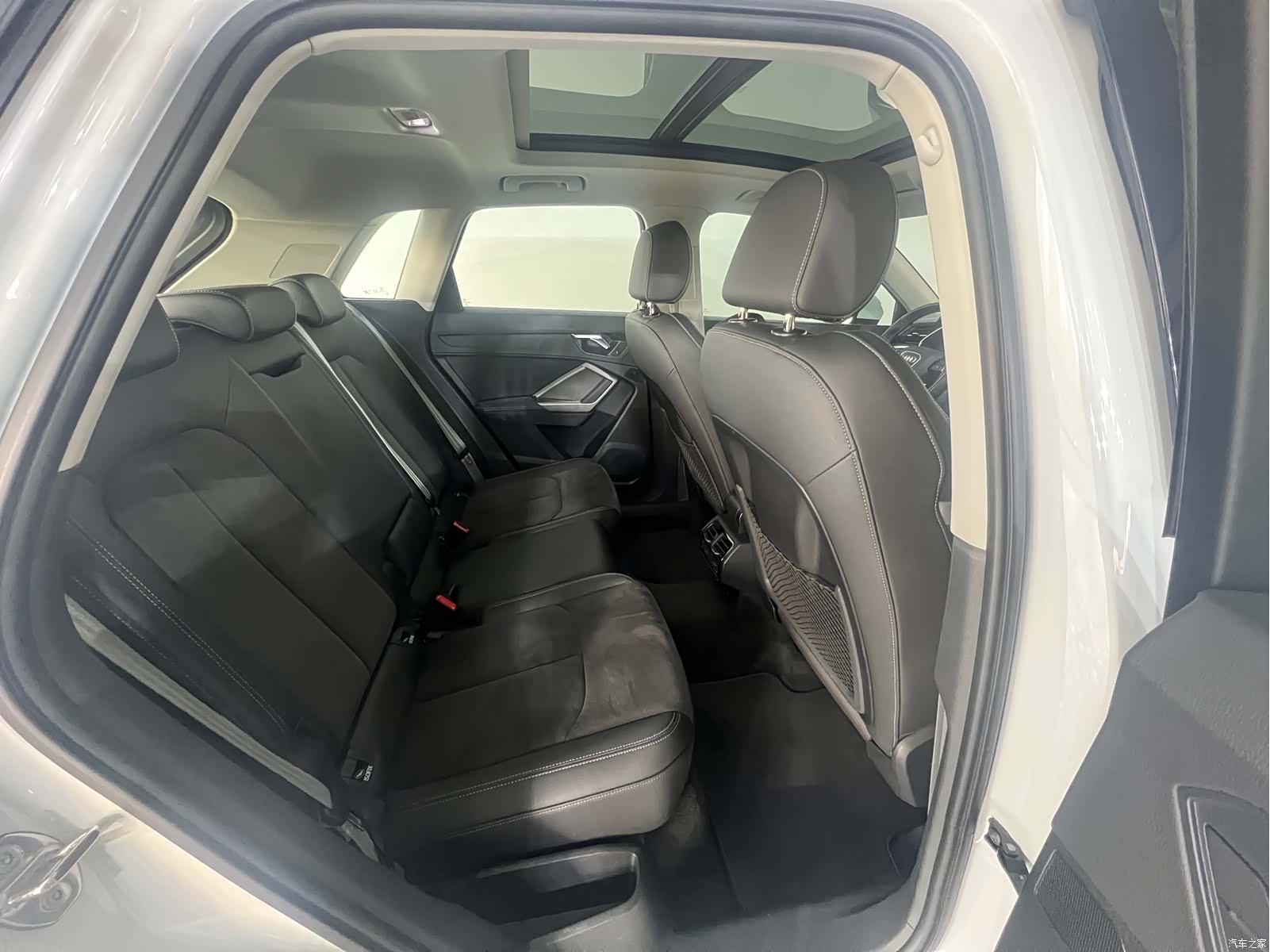 Audi Q3, 2023 17