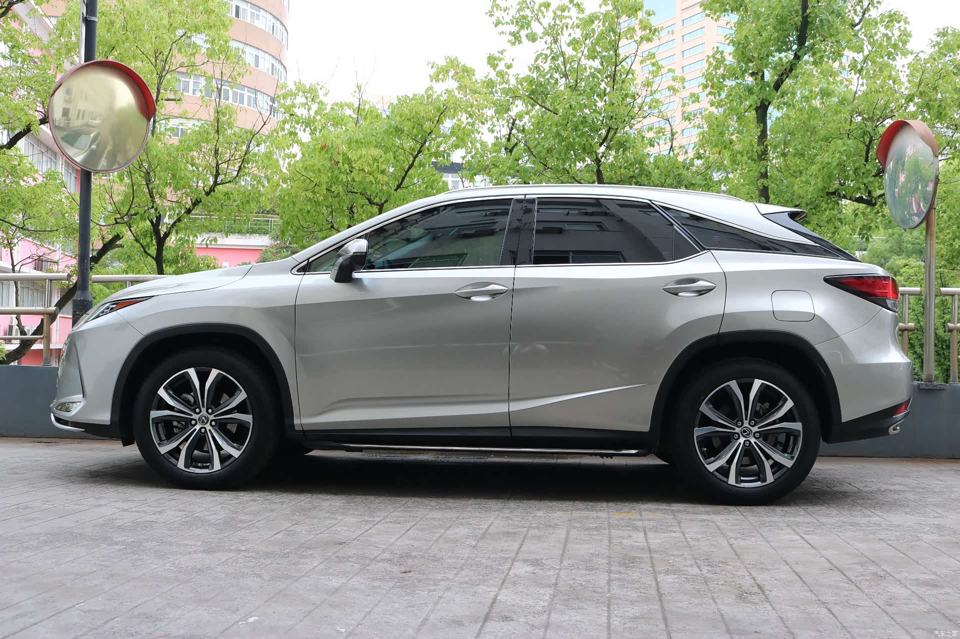 Lexus RX, 2021 2