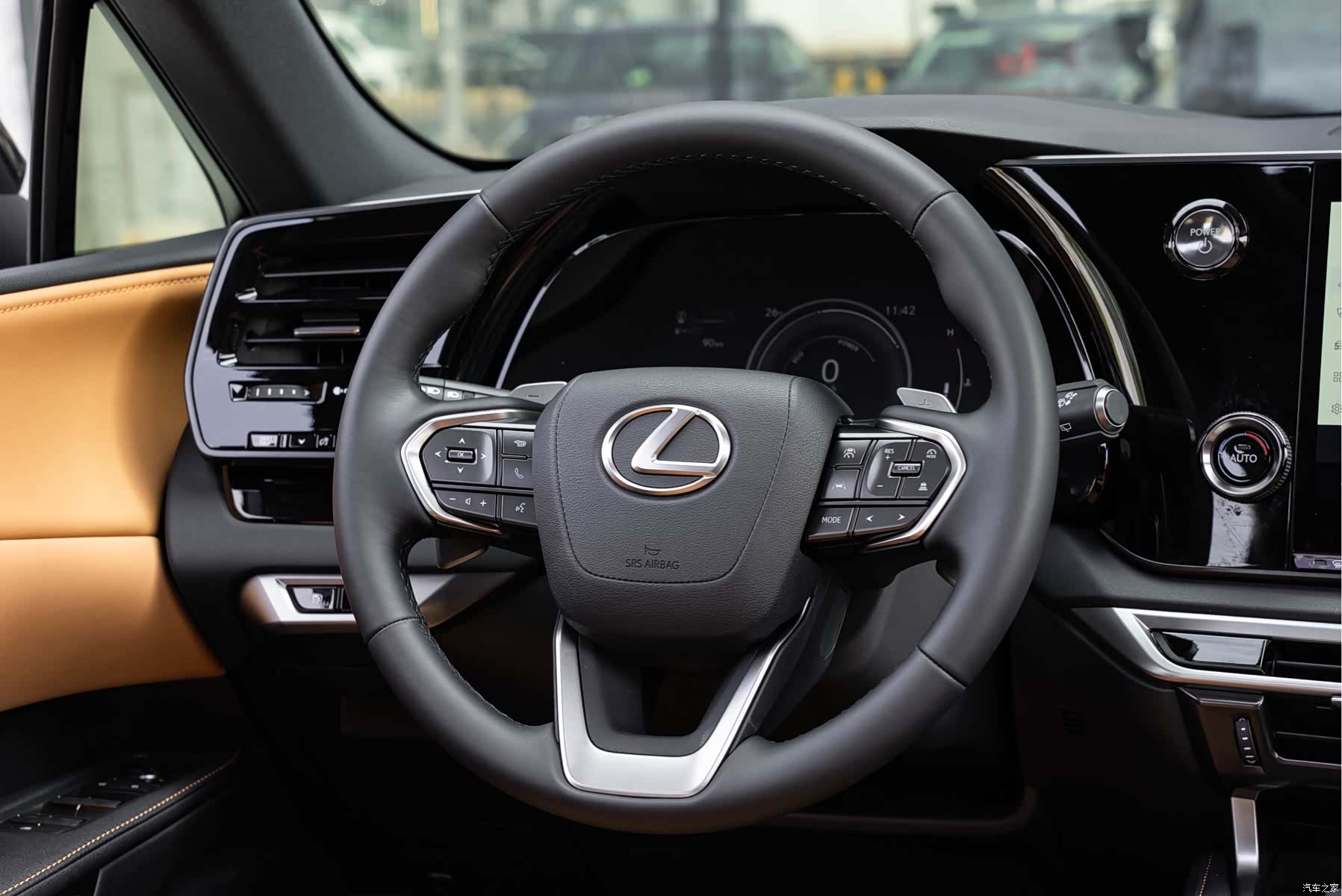 Lexus RX, 2023 14