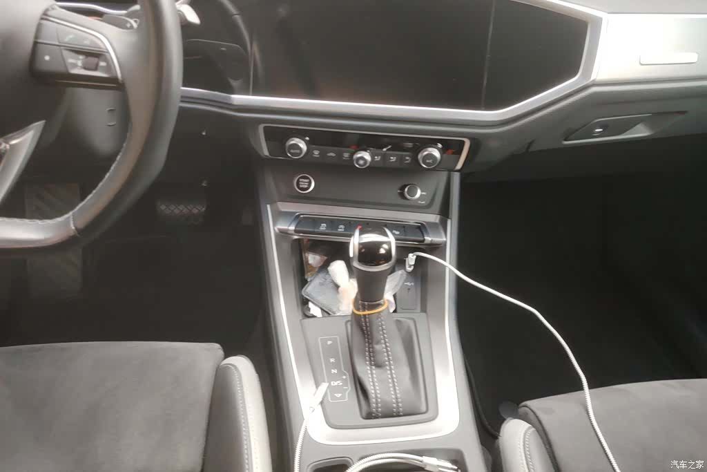Audi Q3, 2022 16