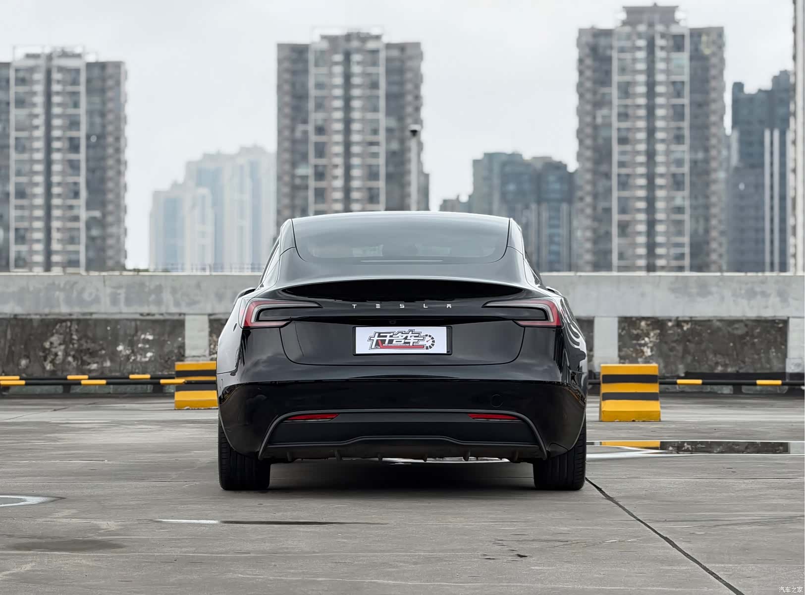 Tesla Model 3, 2024 4