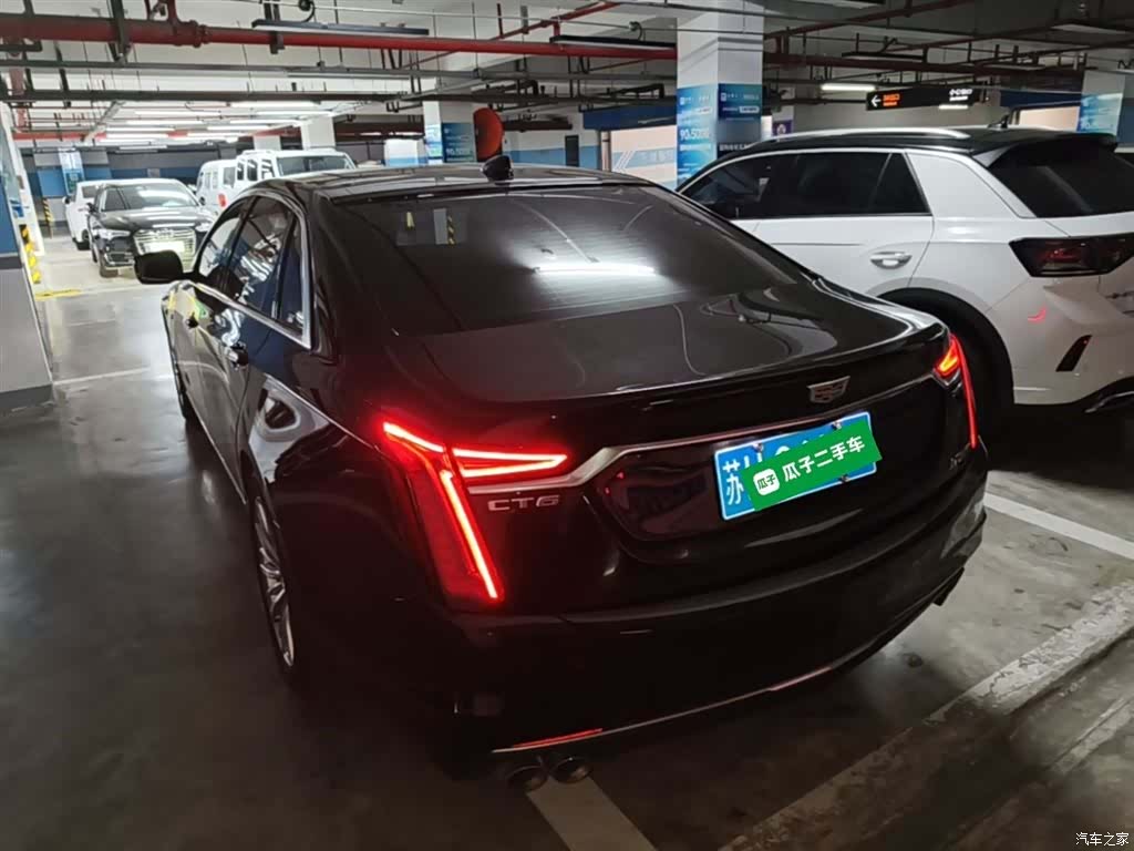 Cadillac CT6, 2023 все фото