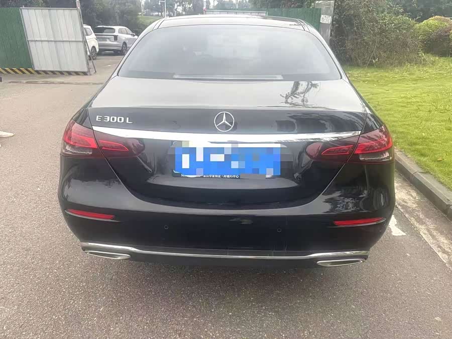 Mercedes-Benz E-Class 2021, фото 3