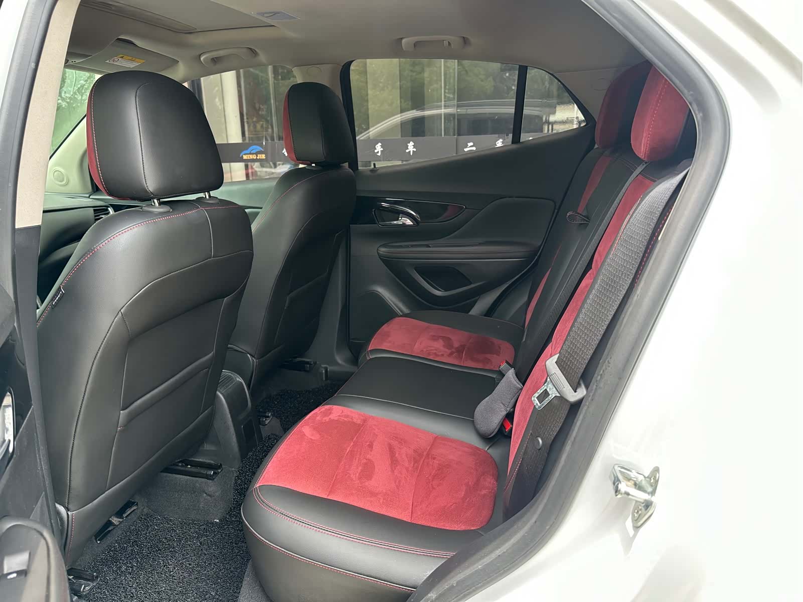 Buick Encore, 2016 8