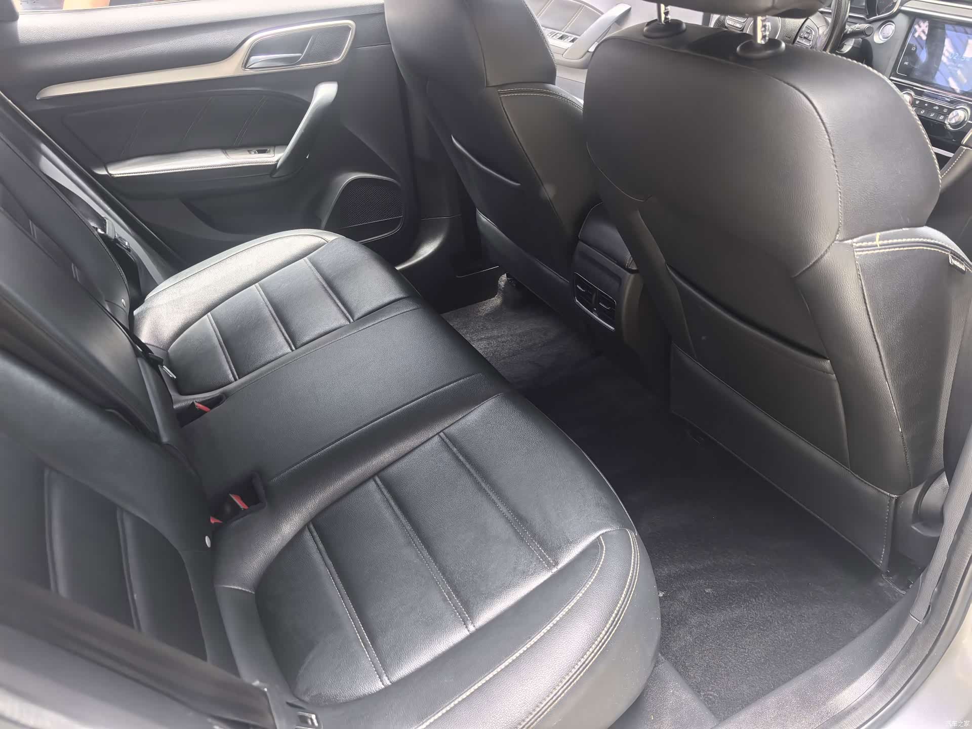 MG MG6, 2019 15