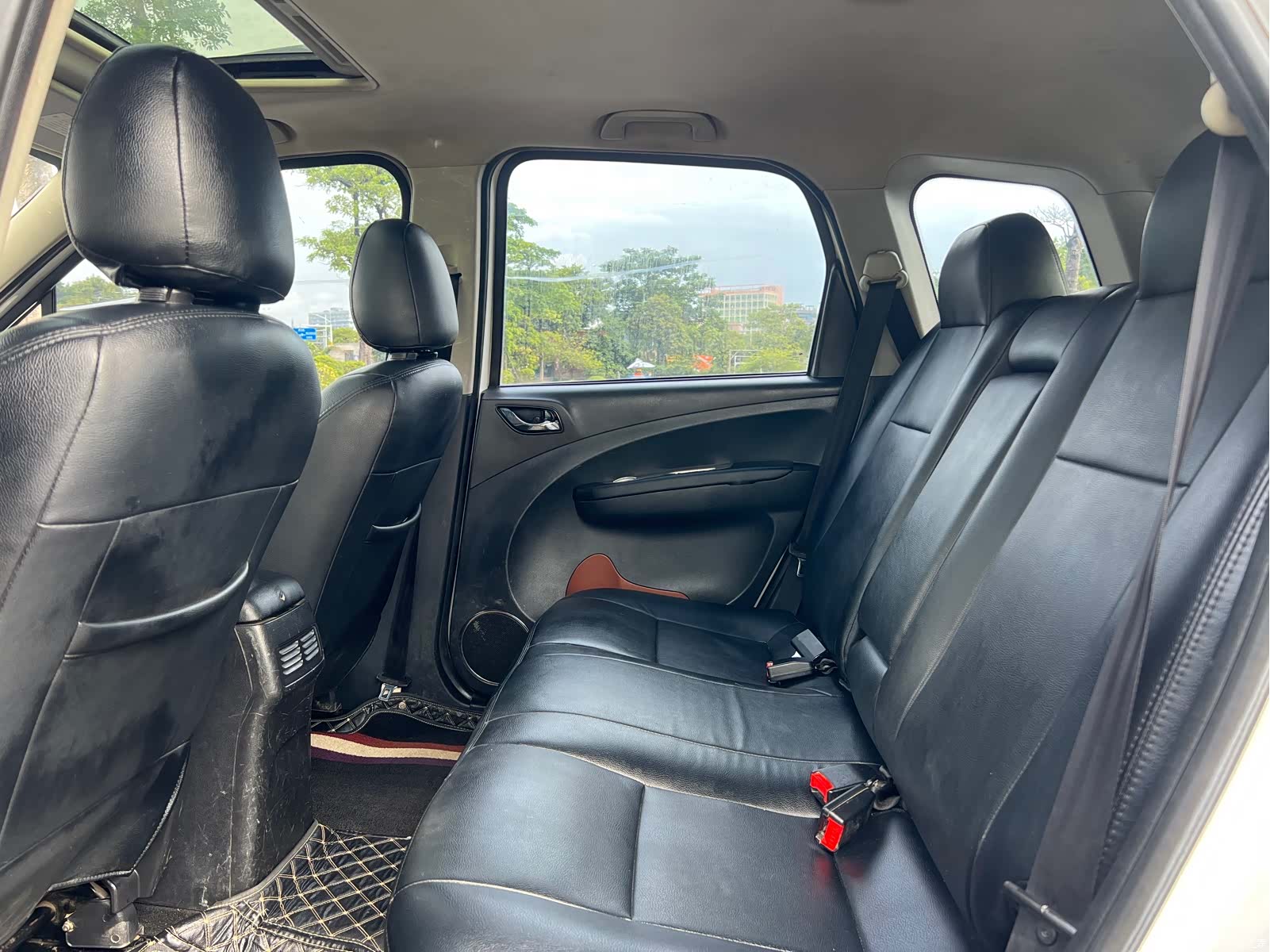 DongFeng X5, 2015 11