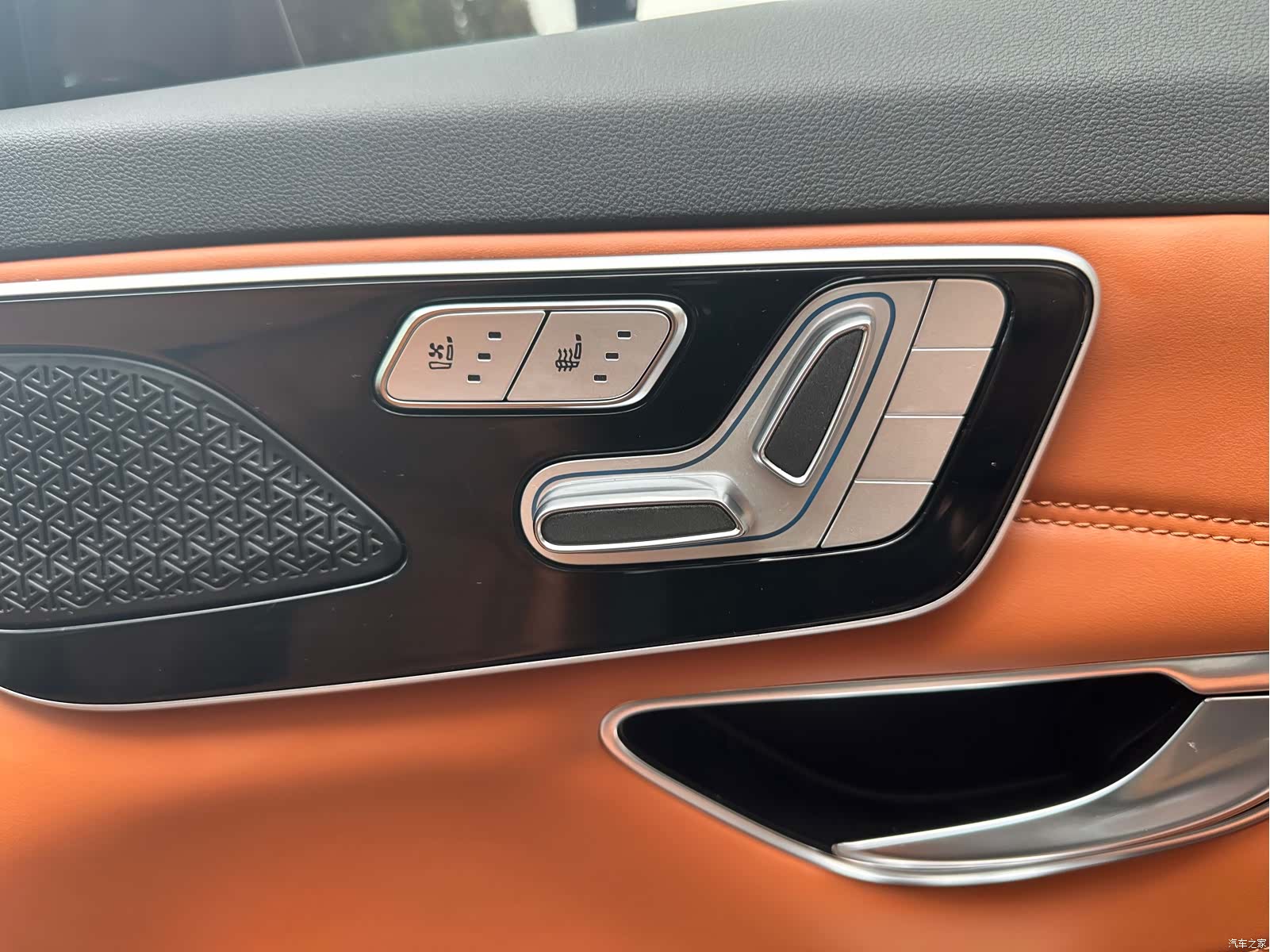 Jetour L7, 2025 19