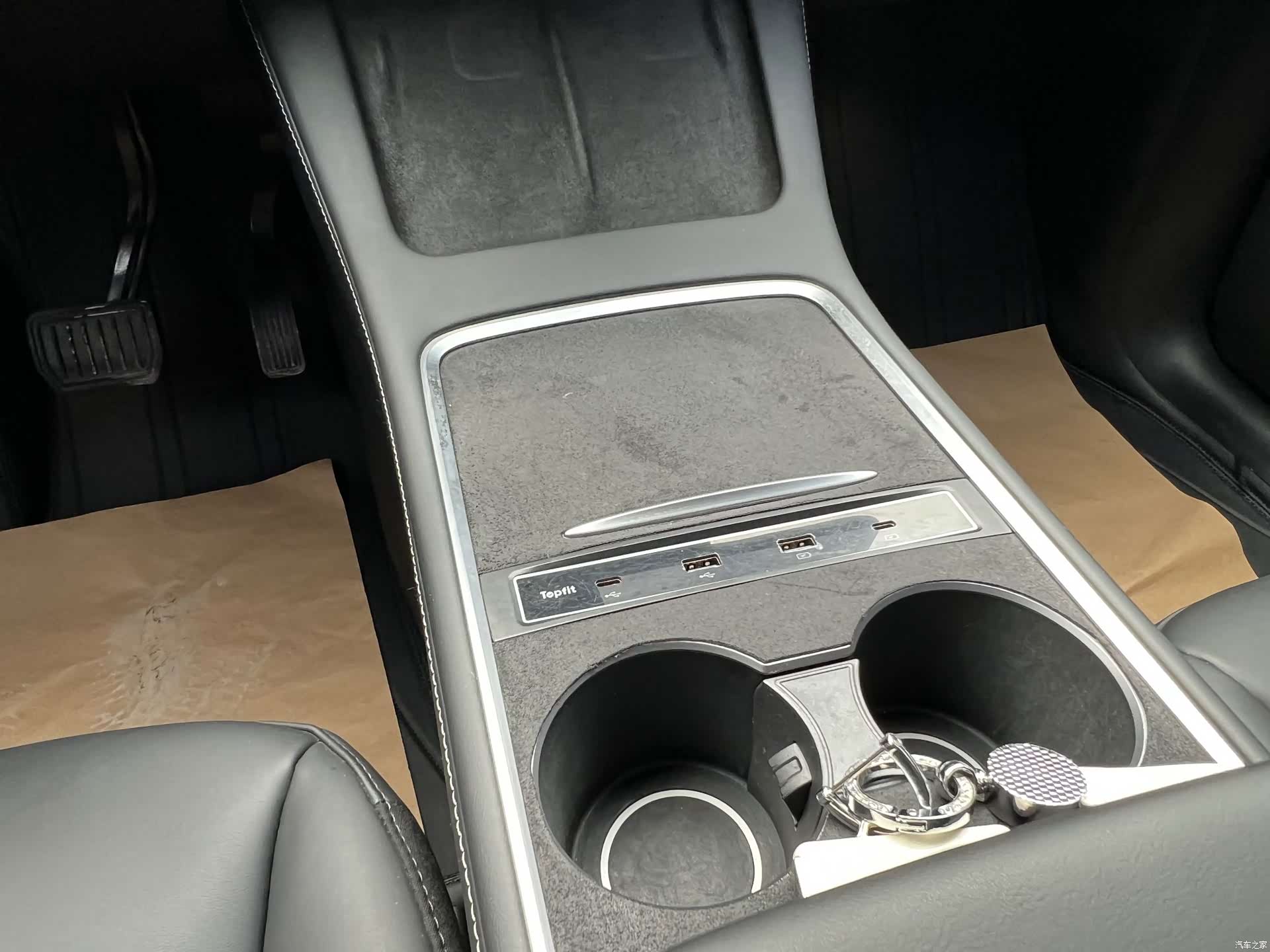 Tesla Model Y, 2021 14