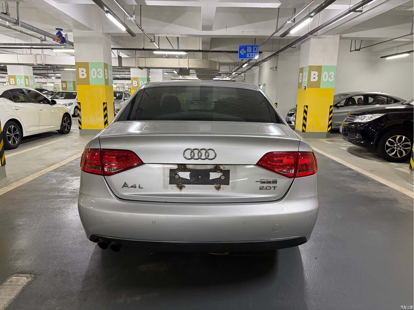 Audi A4L, 2011 3