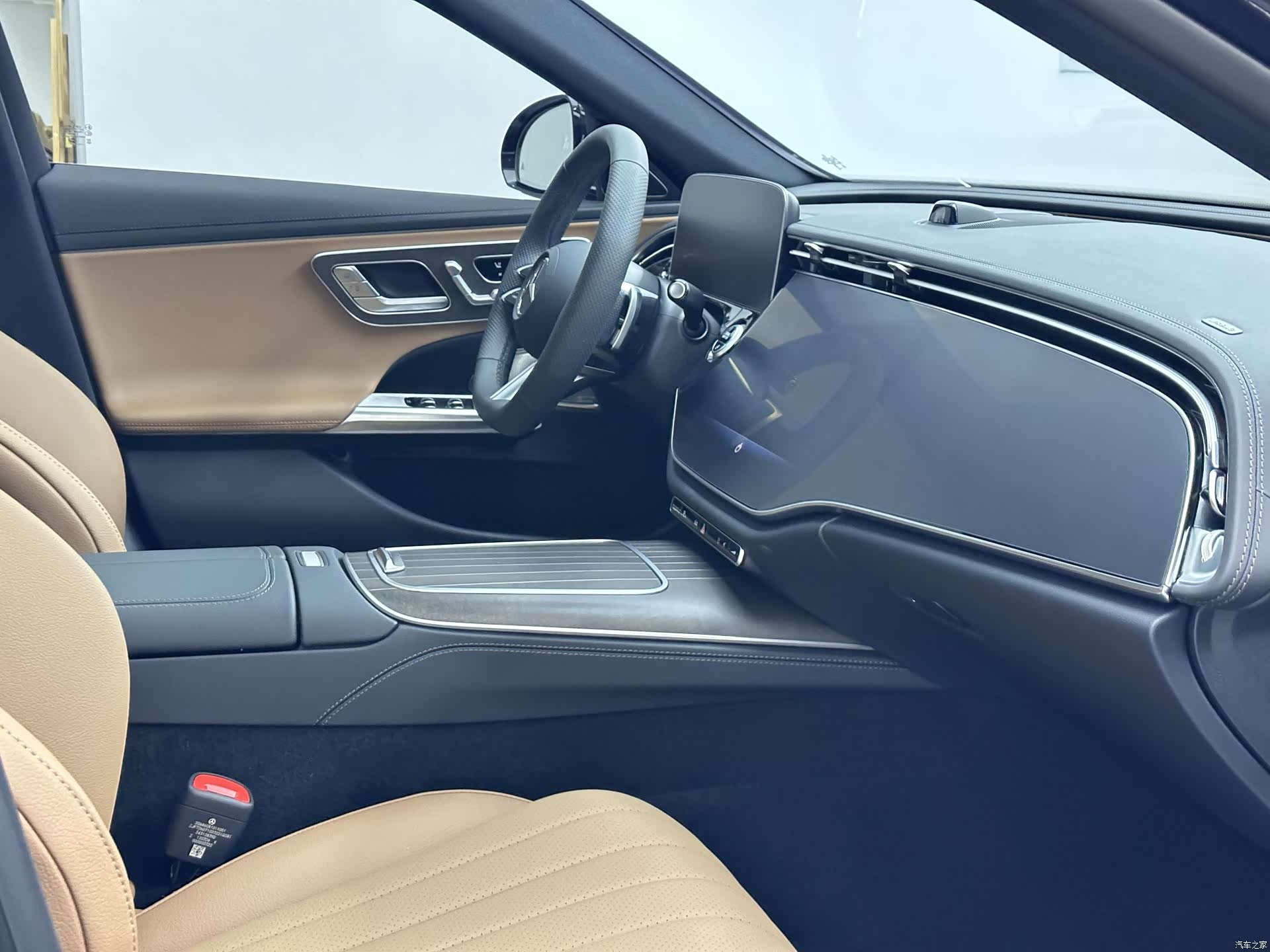 Mercedes-Benz E-Class, 2026 16