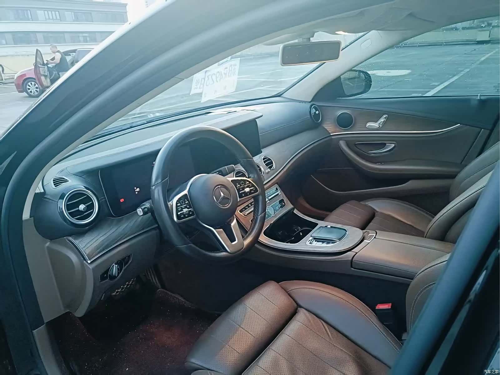 Mercedes-Benz E-Class, 2019 6