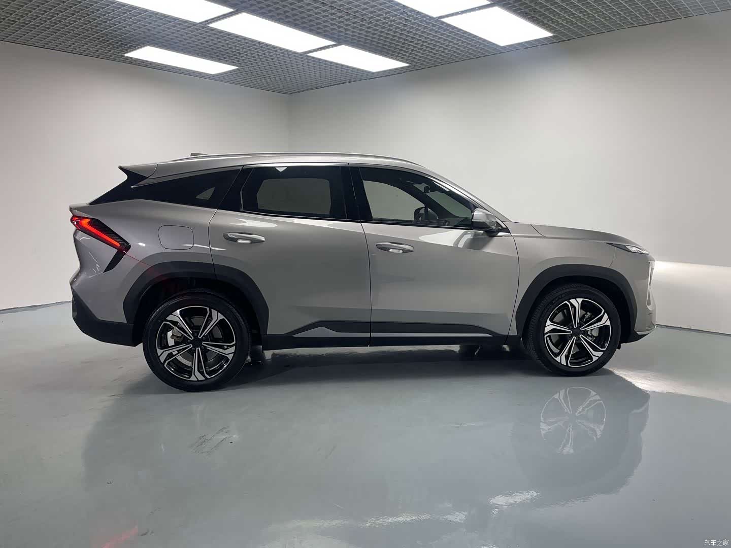 Geely Galaxy L7, 2024 6