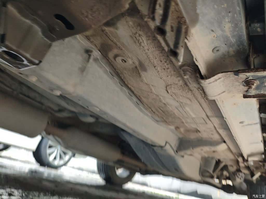 DongFeng AX7, 2018 18