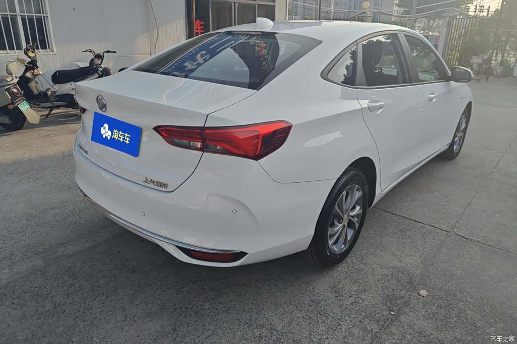 Buick Verano, 2023 3
