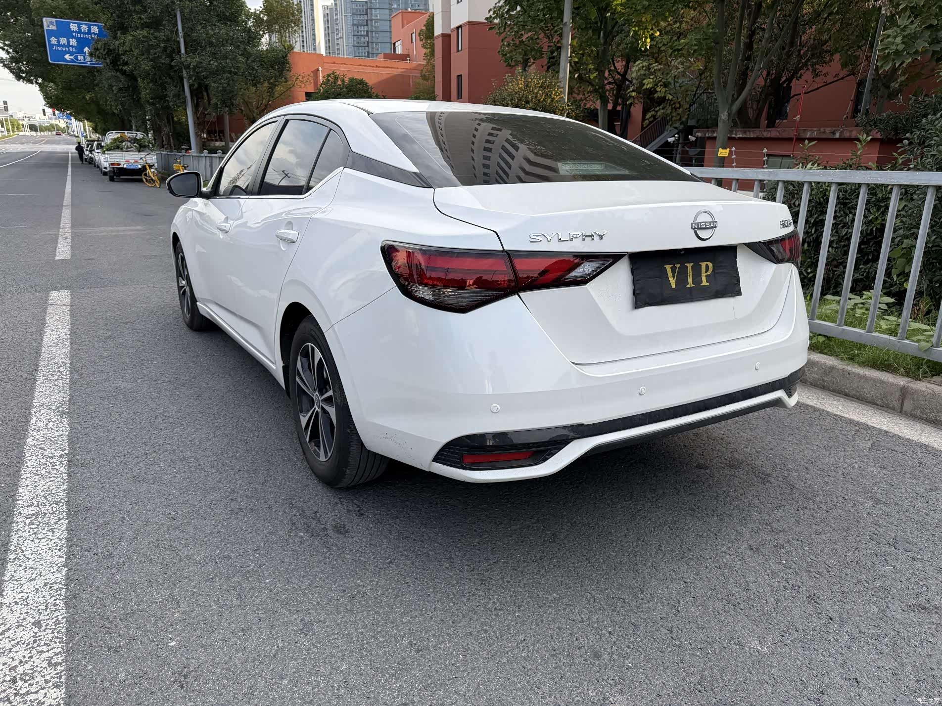 Nissan Sylphy, 2025 все фото