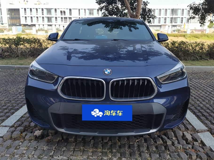 BMW X2