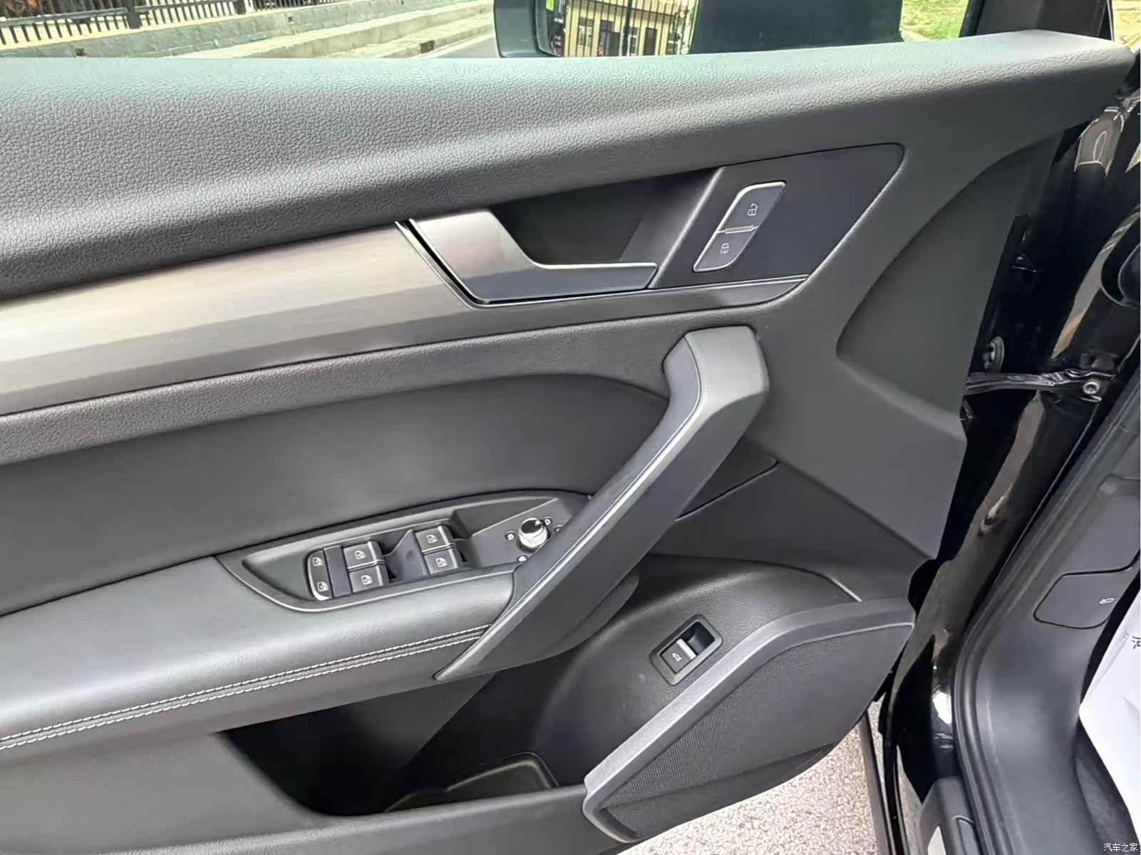 Audi Q5L, 2023 12