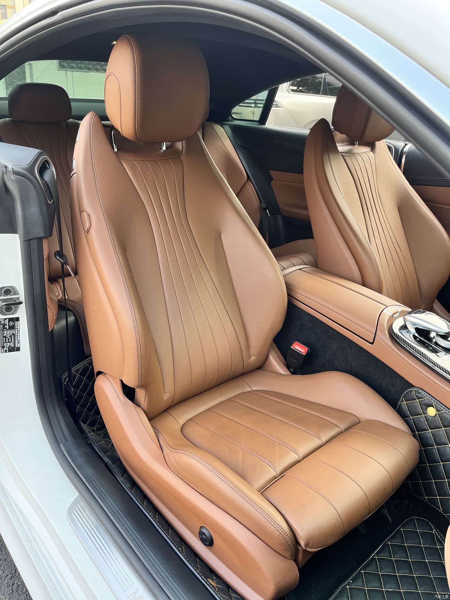 Mercedes-Benz E-Class, 2018 15