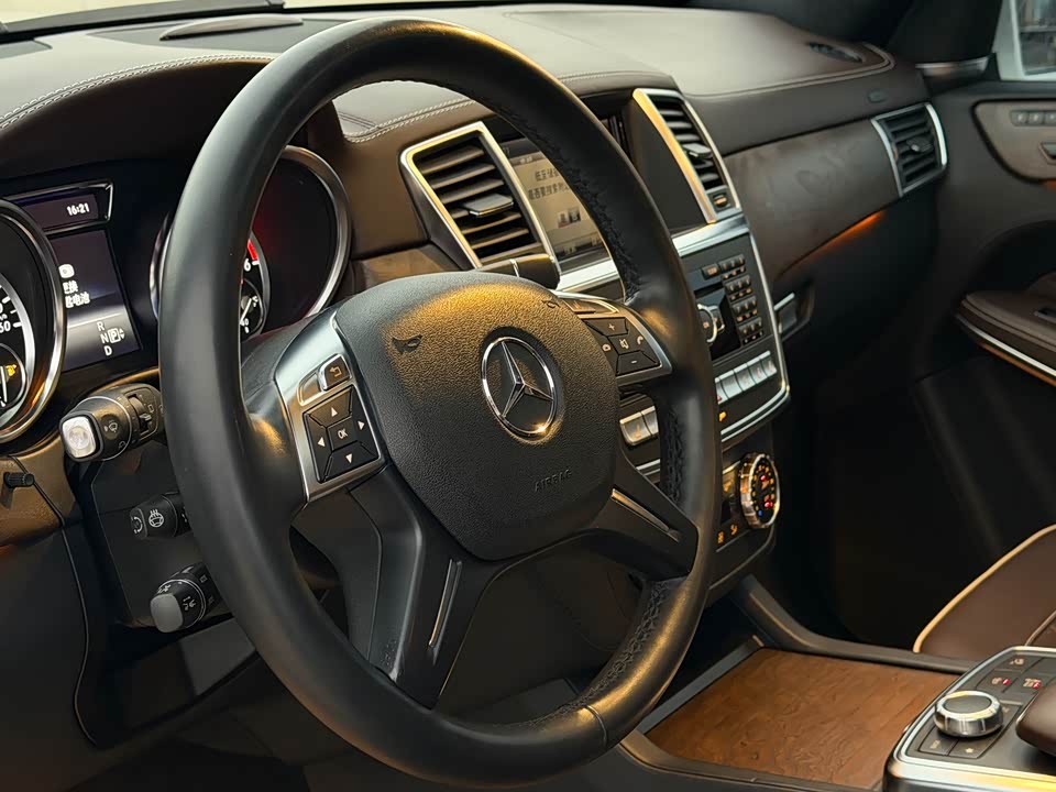 Mercedes-Benz GL grade