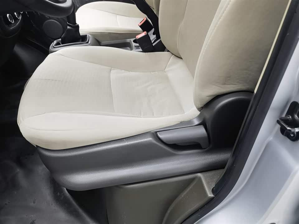 Wuling Wuling Rongguang S