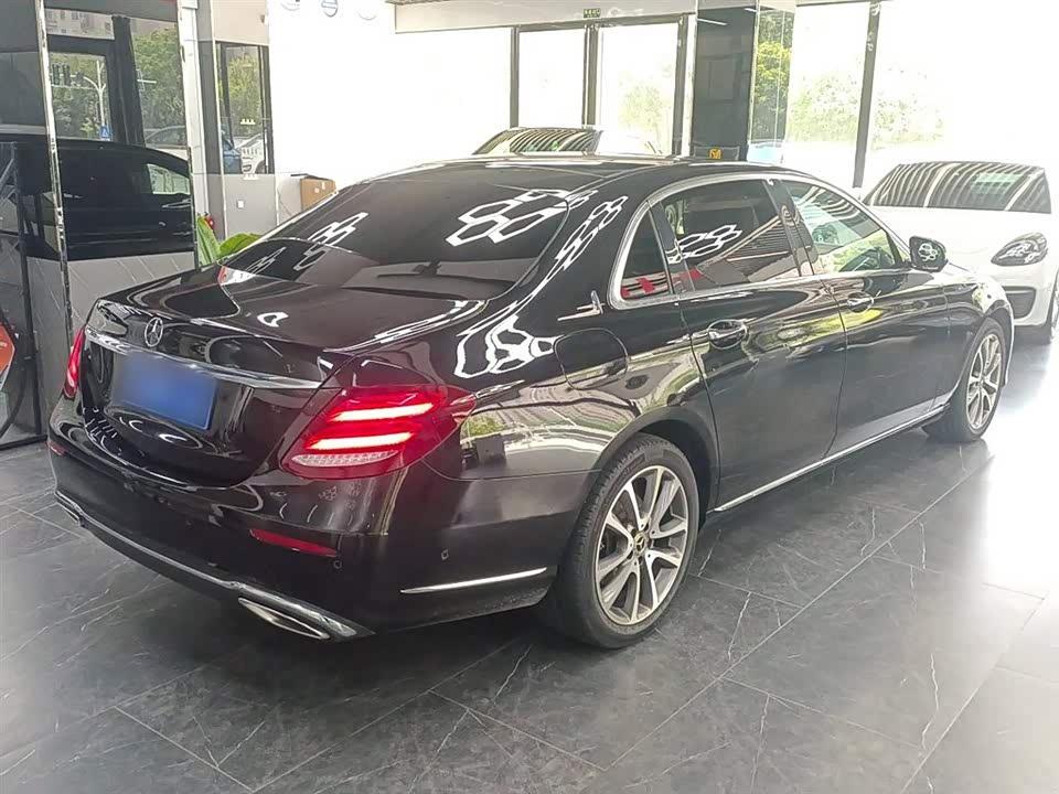 Mercedes-Benz E-class Mercedes-Benz E-class