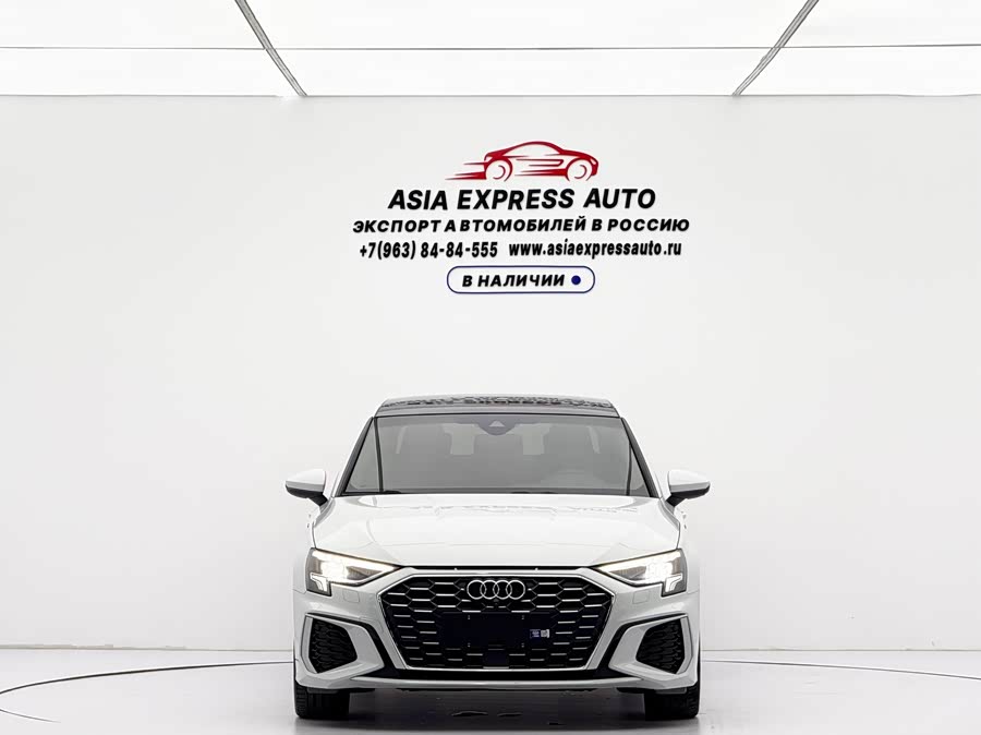 Audi A3 2023, фото 2