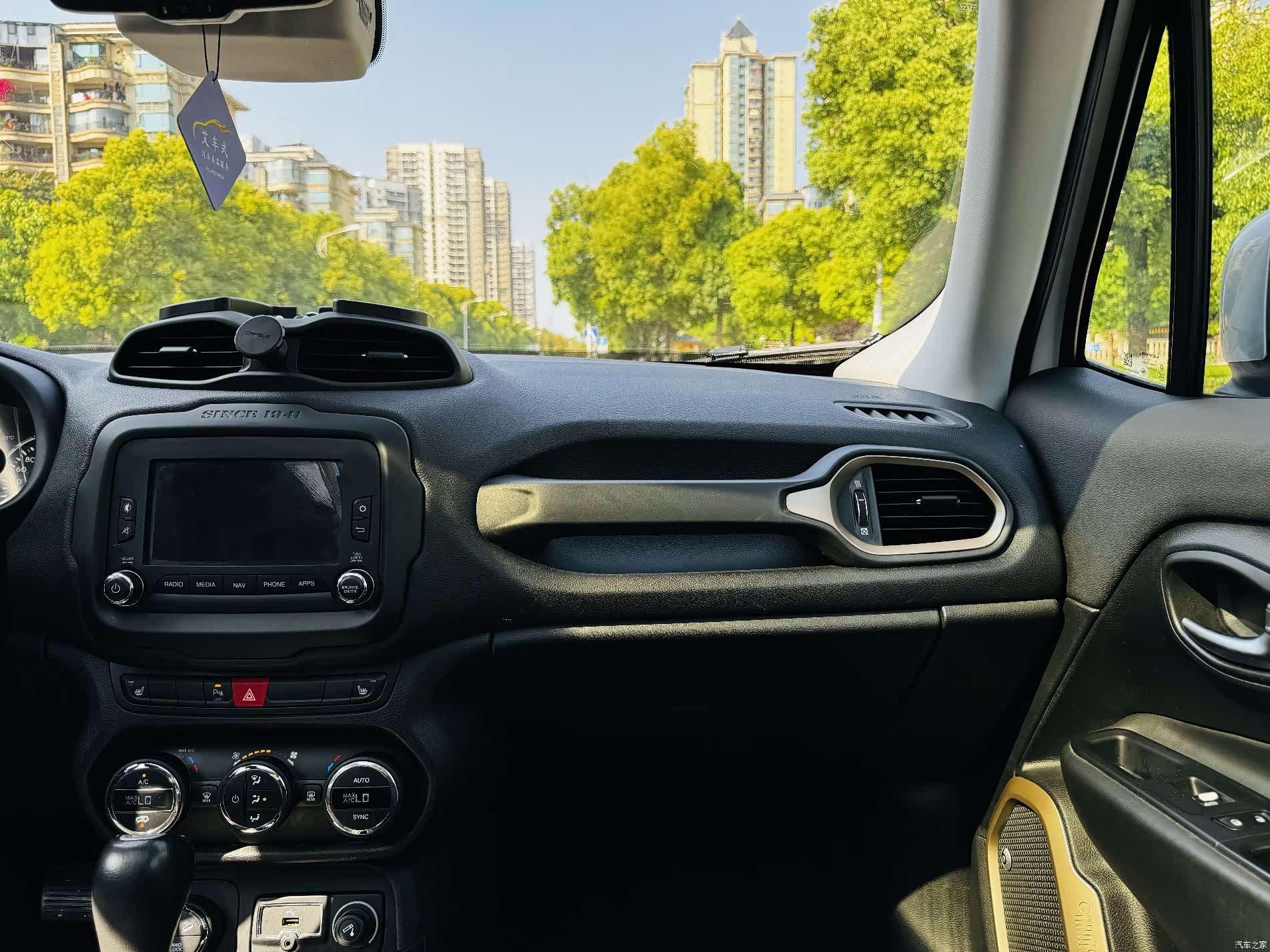 Jeep Renegade, 2017 9