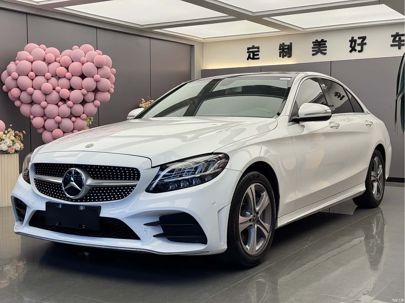 Mercedes-Benz C-Class, 2019 1