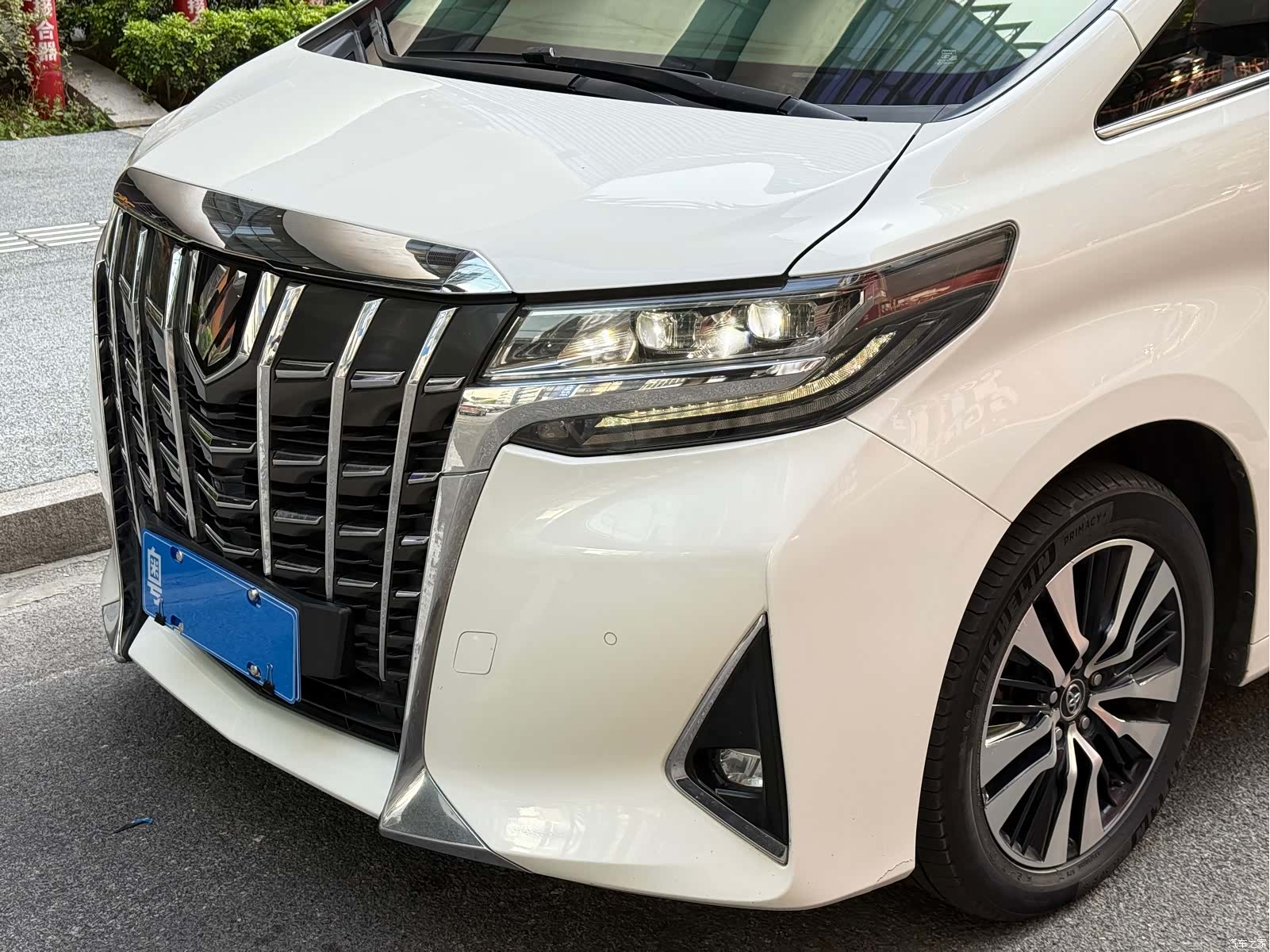 Toyota Alphard, 2018 2