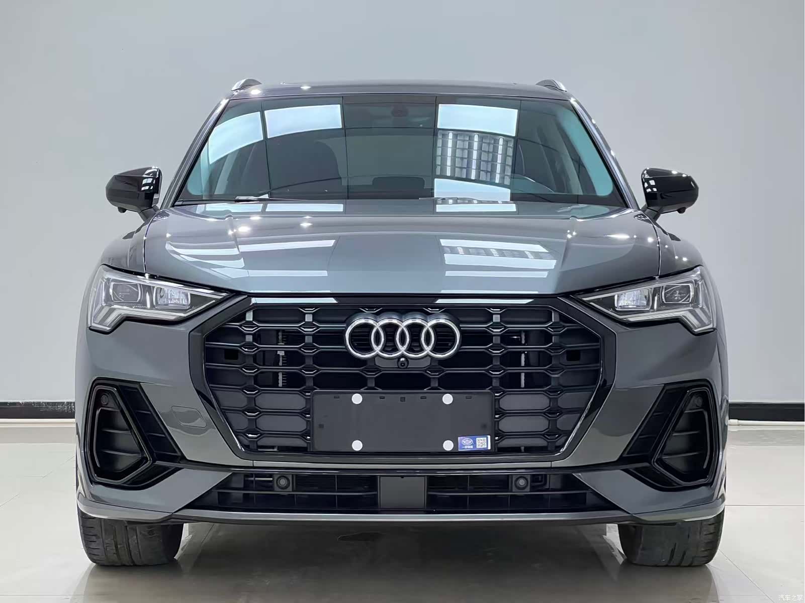 Audi Q3, 2022 2