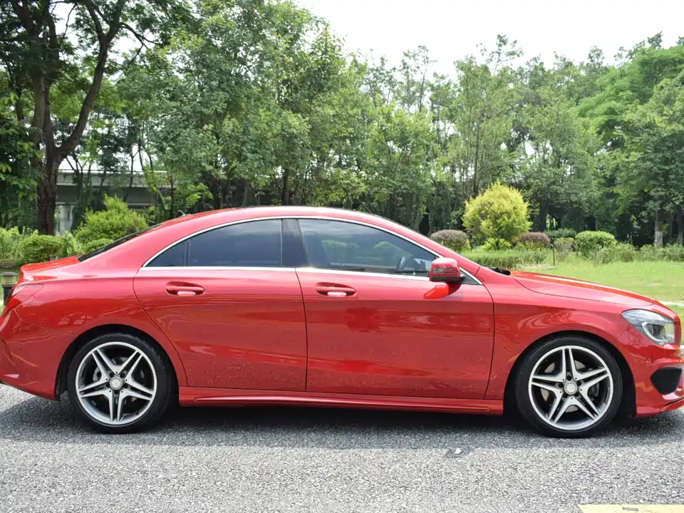 Mercedes-Benz CLA
