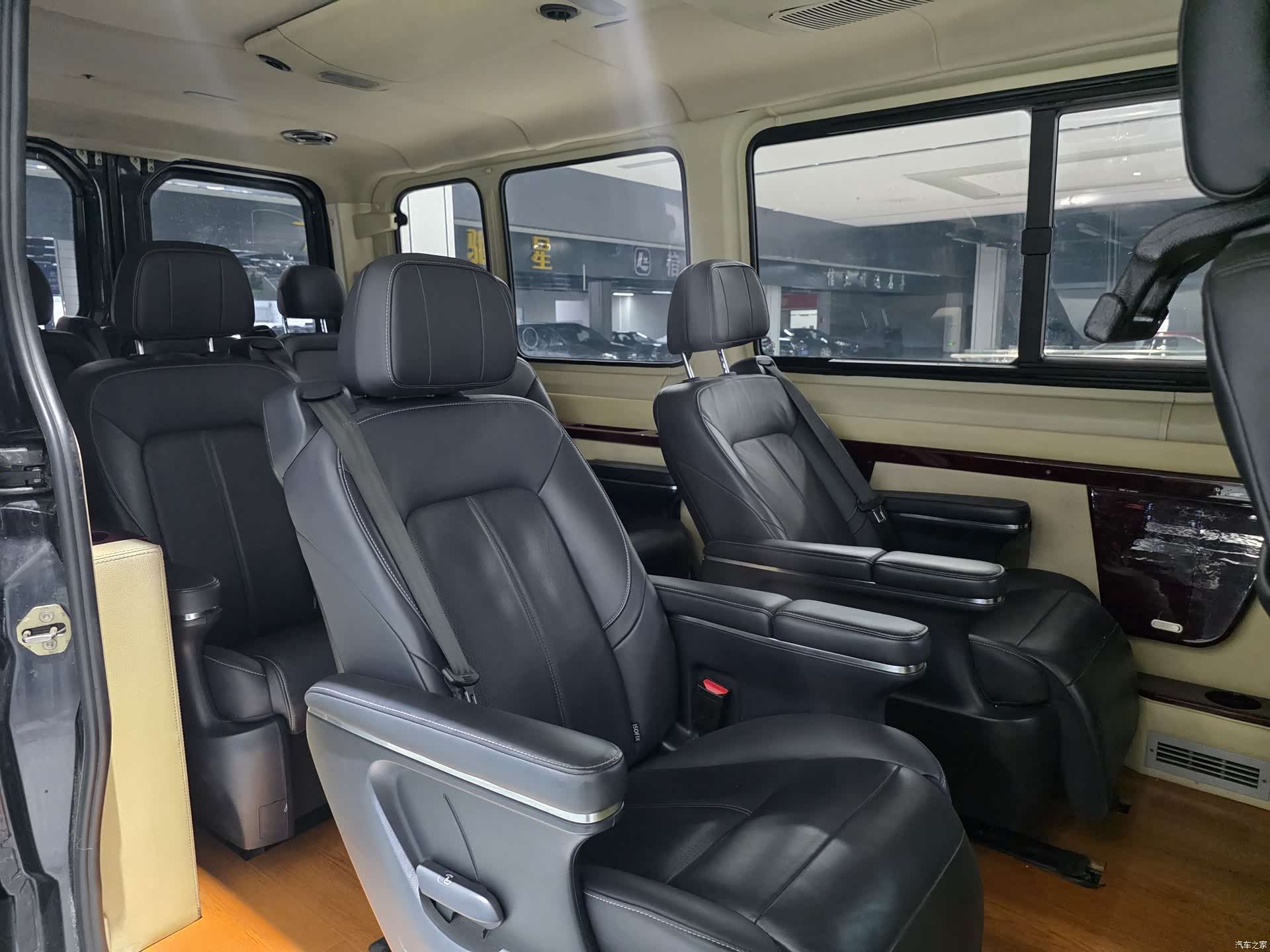 Mercedes-Benz Sprinter, 2010 10