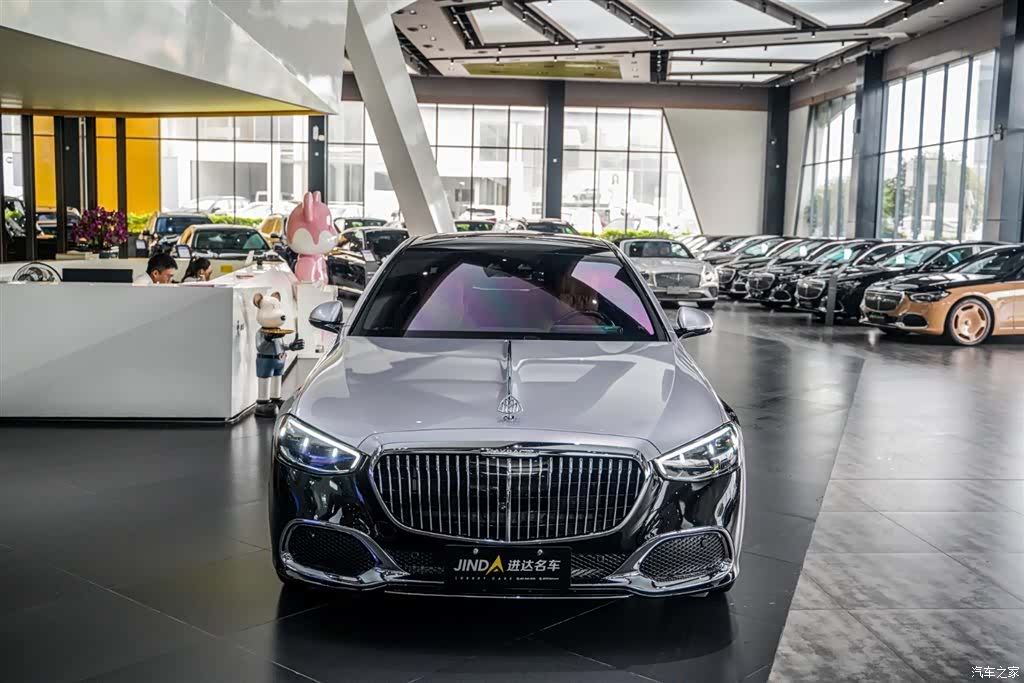 Maybach S-Class, 2025 7