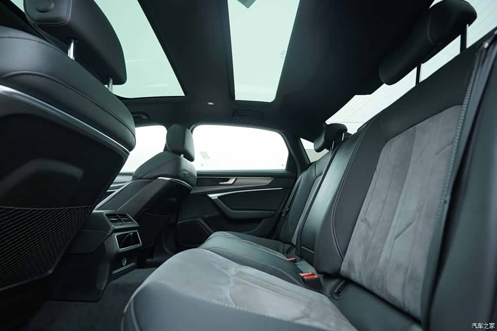 Audi A6L, 2021 21