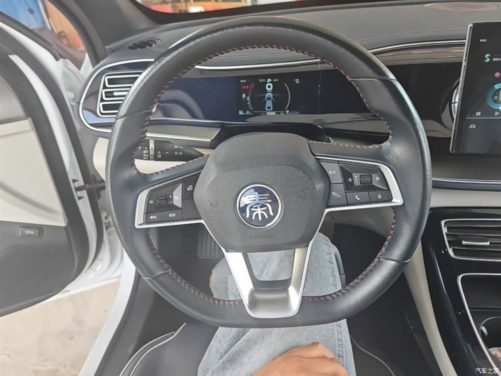 BYD Qin, 2022 11