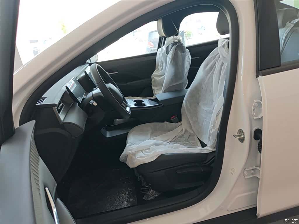 BYD Qin, 2026 15
