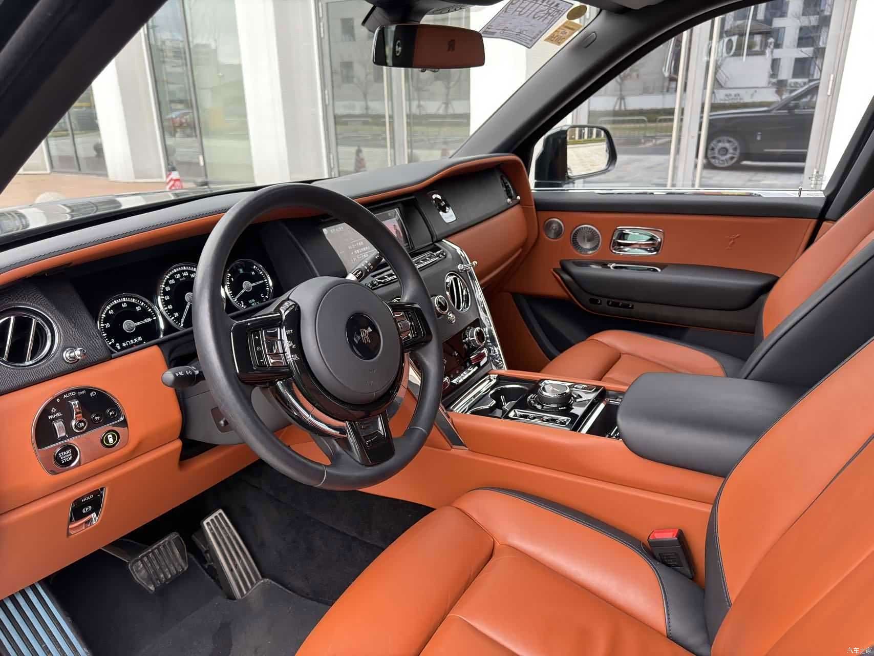 Rolls-Royce Cullinan, 2022 9