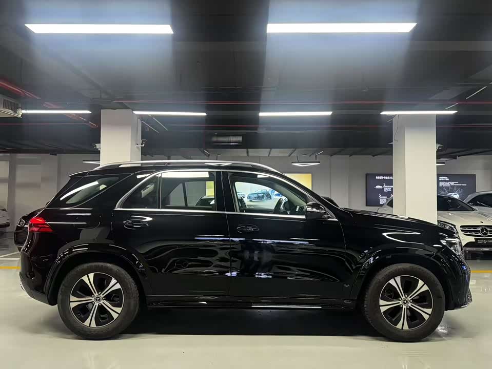 Mercedes-Benz GLE Mercedes-Benz GLE