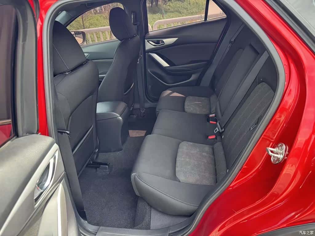 Mazda CX-4, 2017 14
