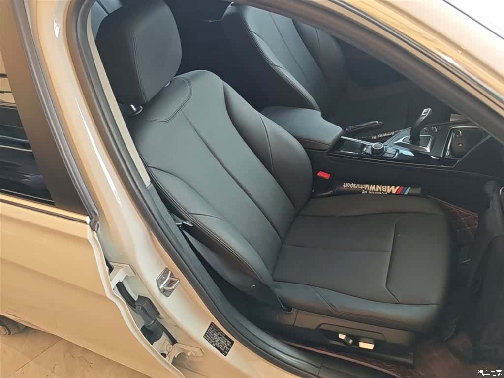 BMW 3 Series, 2016 25