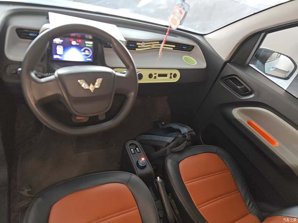 Wuling MINIEV, 2022 10